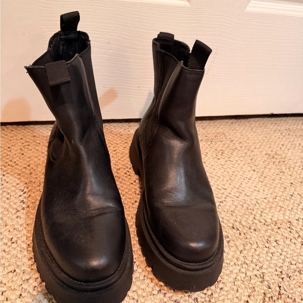 Thursday Boot Co Legend Chelsea Boot Black Leather Women’s Size 8.5 US - Picture 10 of 11